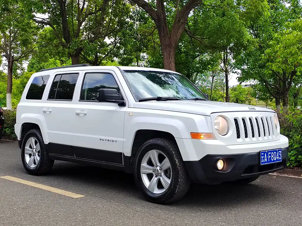 Jeep Patriot — миниатюра 3