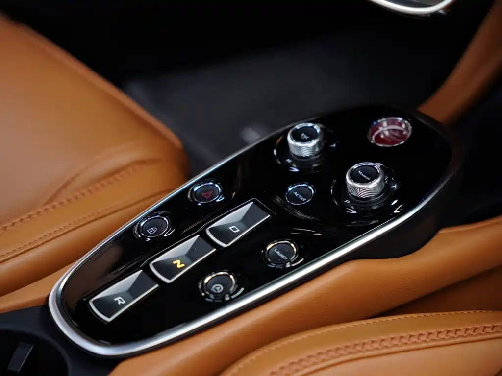 McLaren GT — миниатюра 41