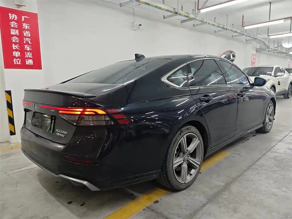 Honda Accord New Energy — миниатюра 4