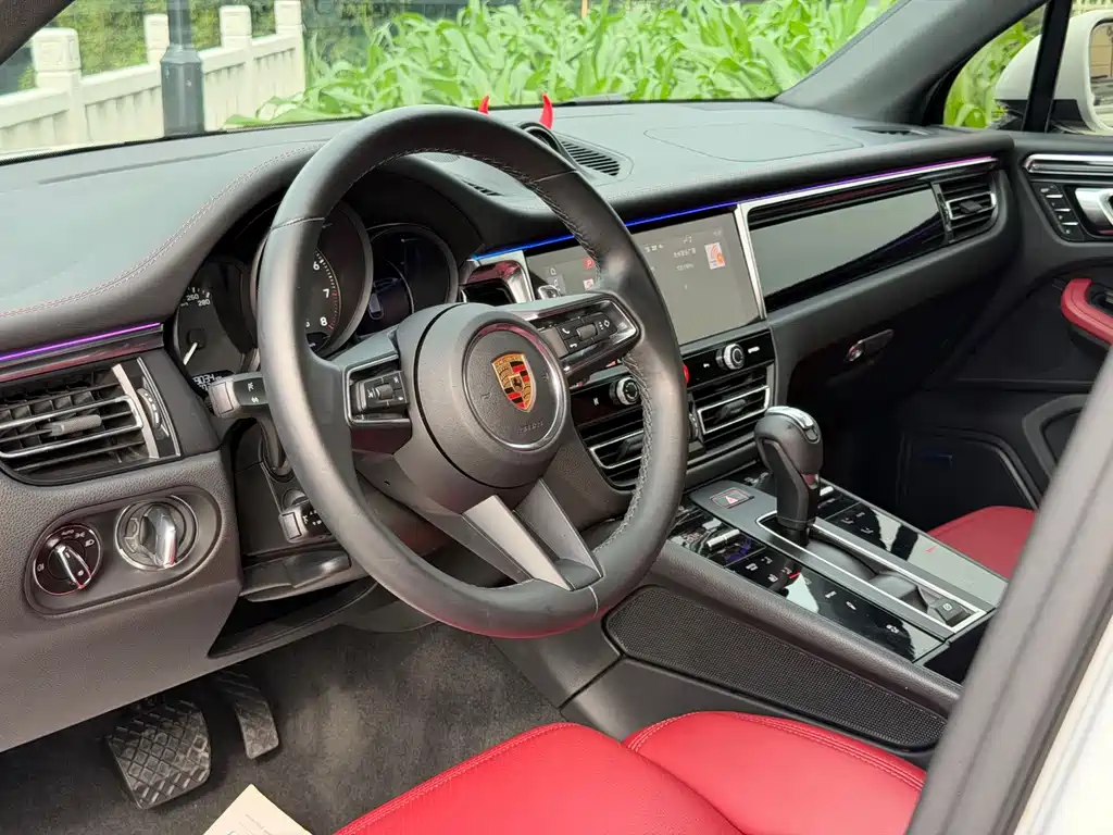 Porsche Macan — миниатюра 19