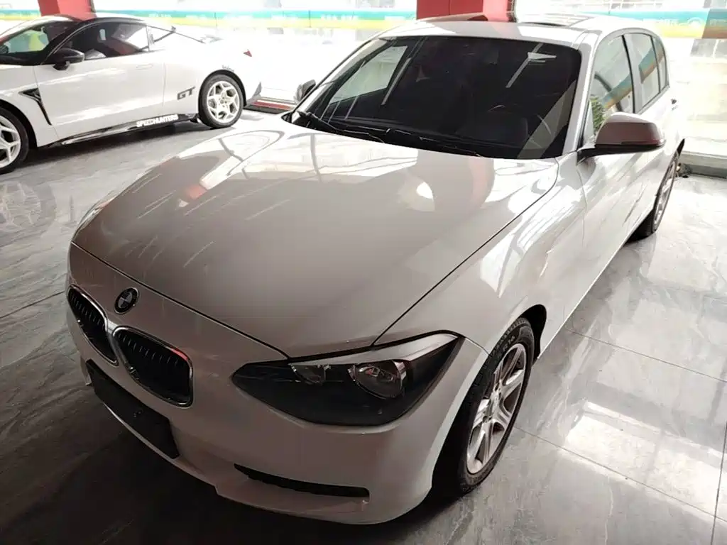 BMW 1 Series (Import) — миниатюра 2