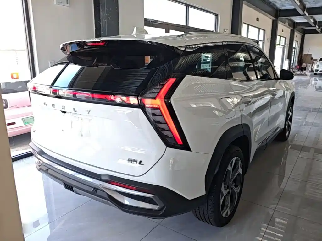 Geely Boyue L — миниатюра 7