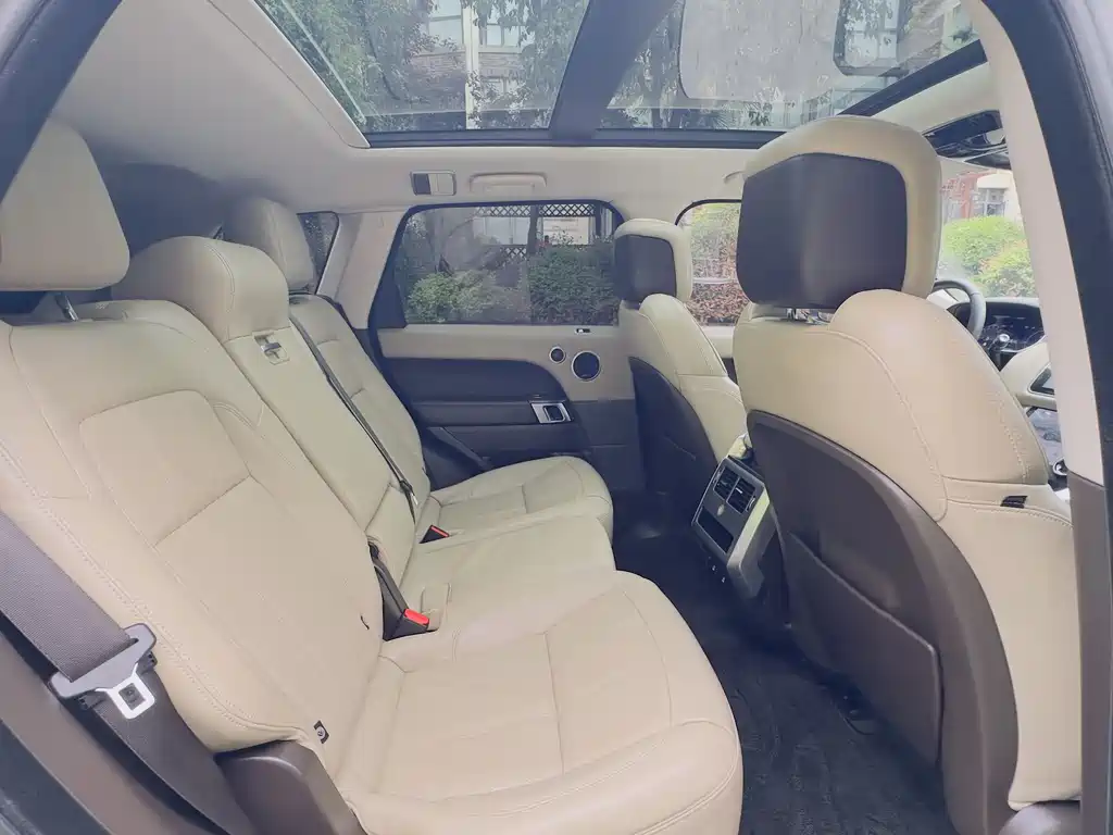 Land Rover Range Rover Sport PHEV P400e SE, фото 16
