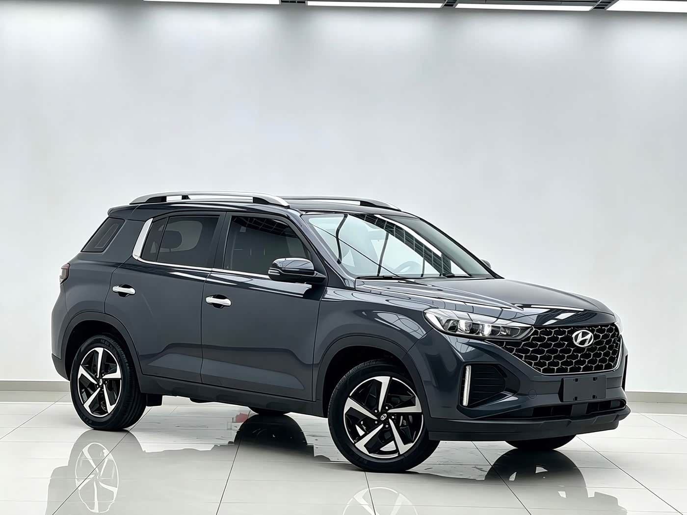 Hyundai Beijing Hyundai ix35 1.4 л 2022 г. Голубой, пробег 44000 км