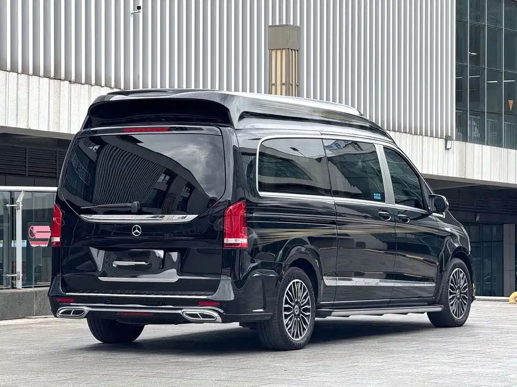 Mercedes-Benz V-Class — миниатюра 17