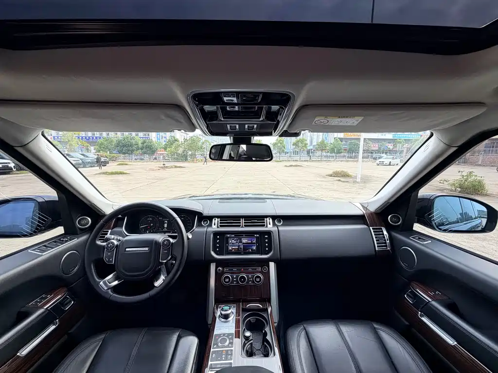 Land Rover Range Rover 2015 3.0 TDV6 Vogue