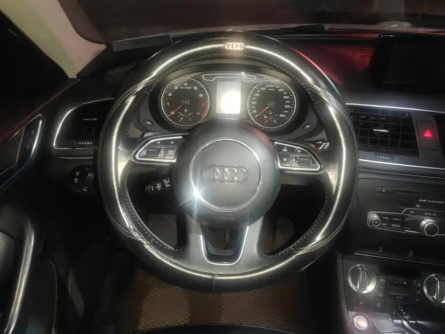 Audi Q3 (Import) — миниатюра 15