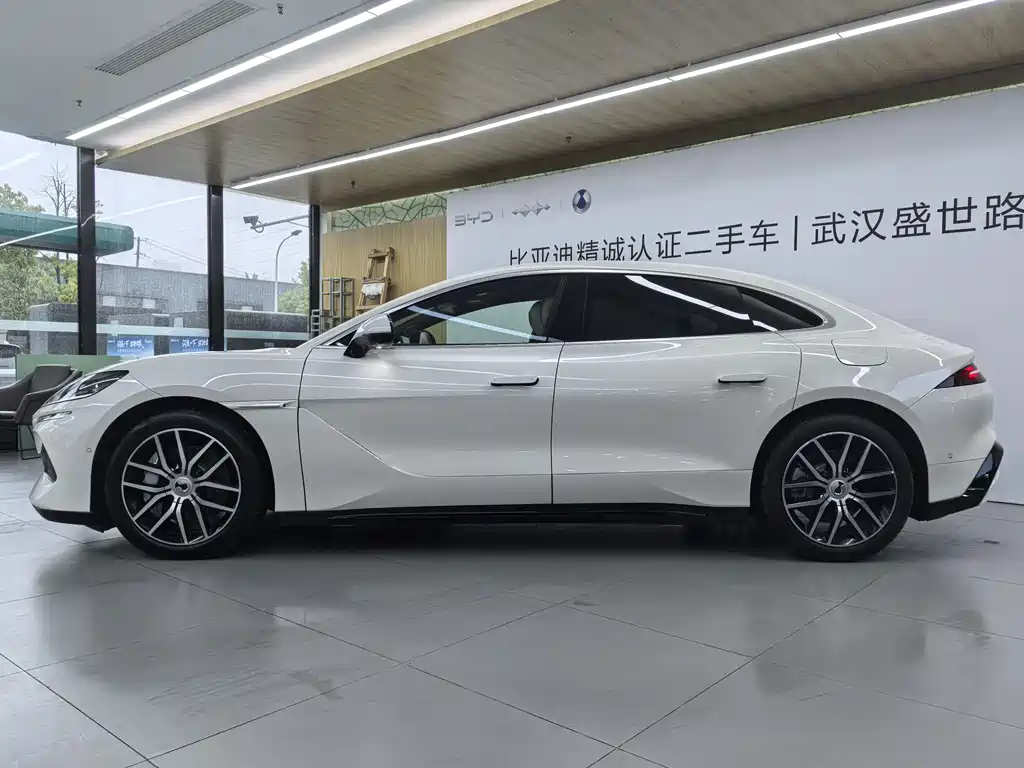 Denza Z9 2024 1100km Max
