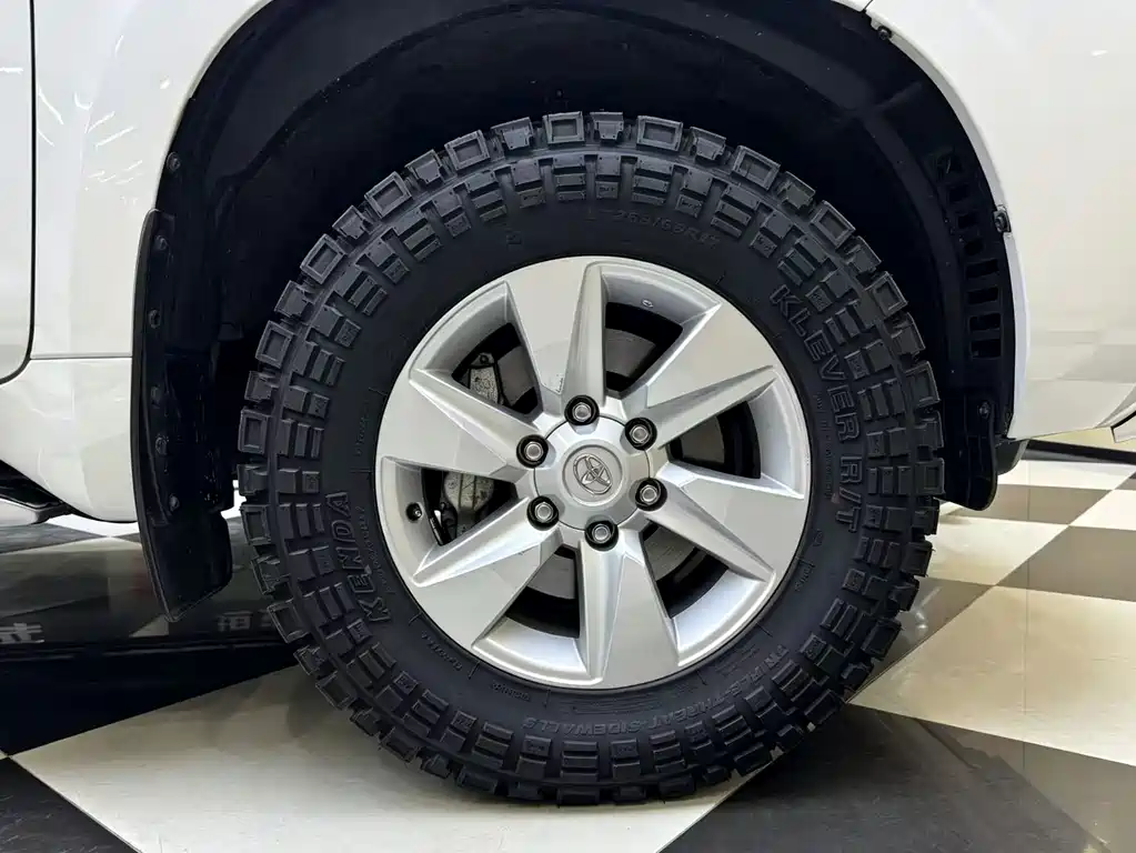 Toyota Prado (Import) — миниатюра 15