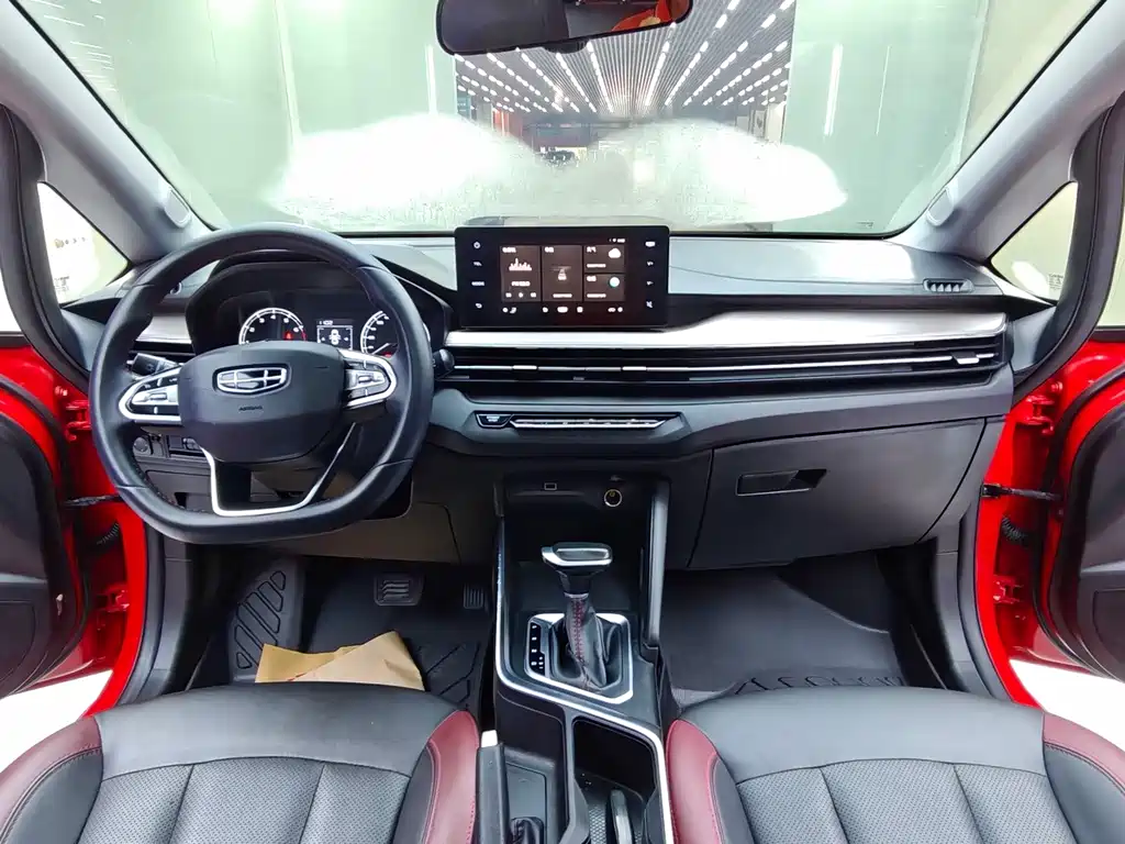 Geely Vision X3 — миниатюра 12