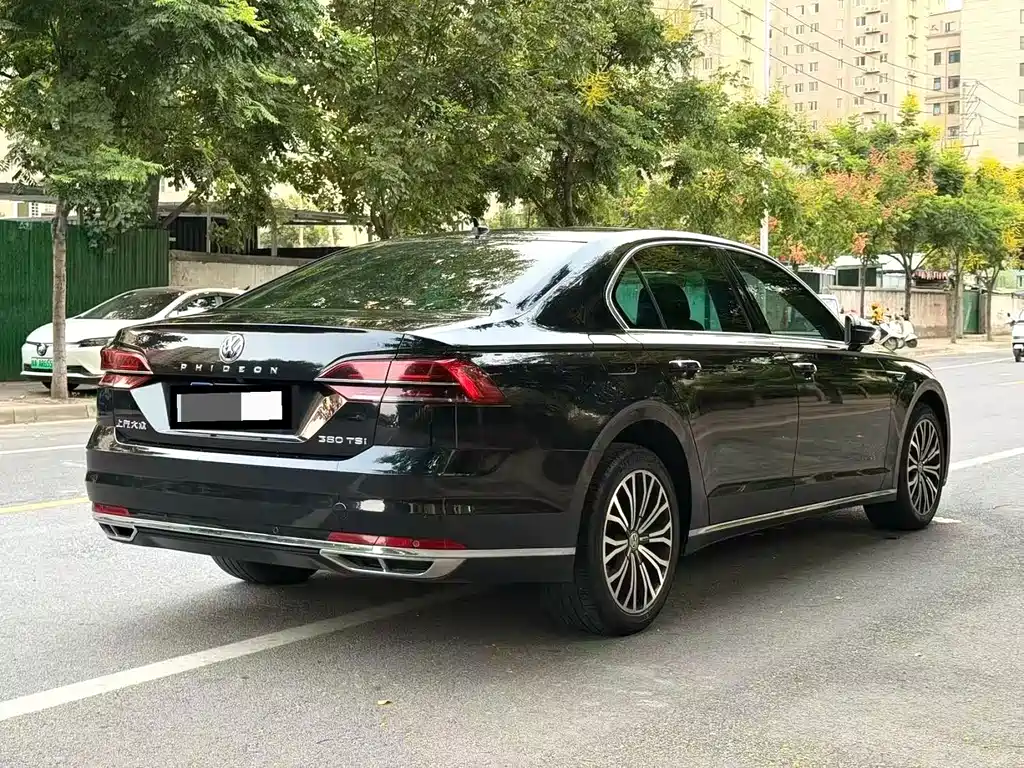 Volkswagen Phideon — миниатюра 7