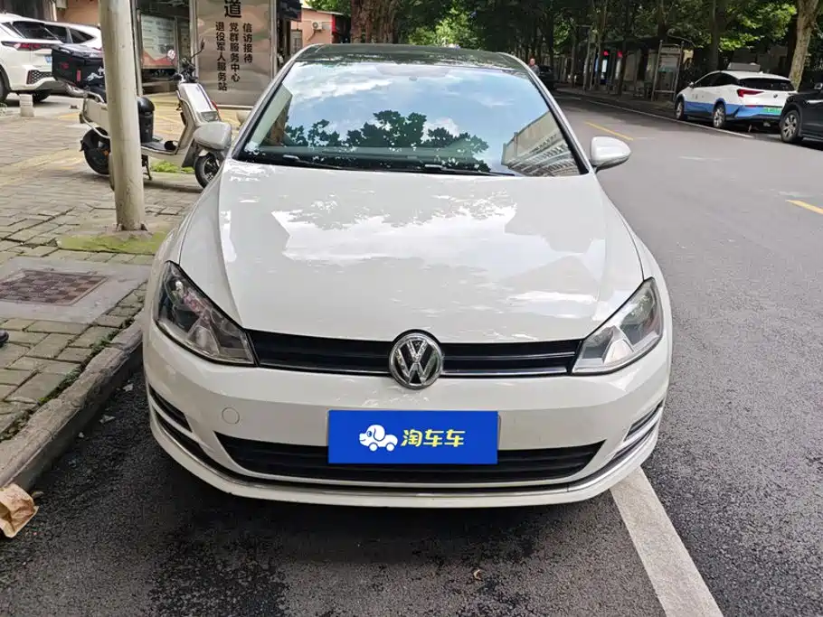 Volkswagen Golf 2016 230TSI AT Comfort