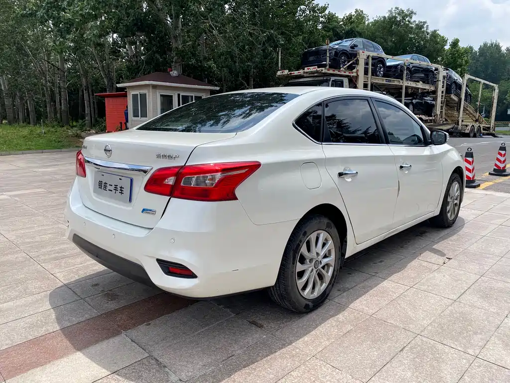 Nissan Sylphy 2016 1.6XL CVT Luxury