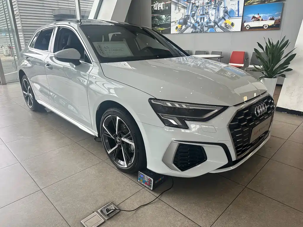Audi A3 2024 Sportback 35 TFSI Fashion Sport