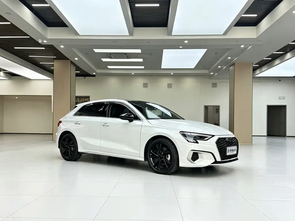 Audi A3 2021 Sportback 35 TFSI Fashion Sport
