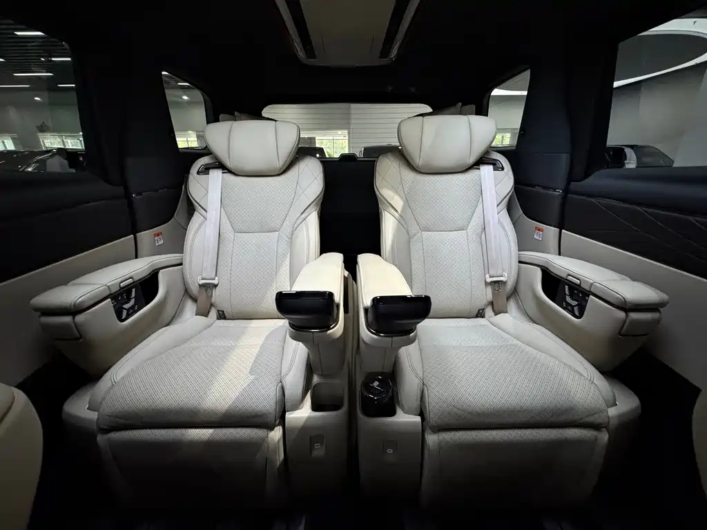 Toyota Alphard Hybrid 2.5L Premium Enjoy Edition, фото 18