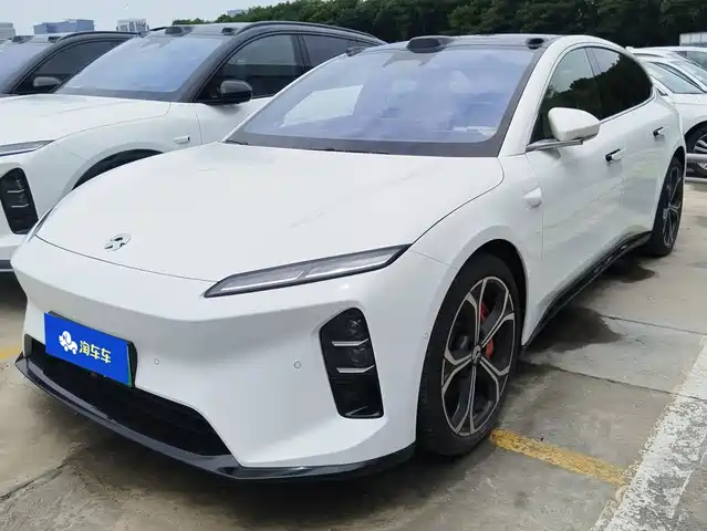 2025 Nio ET5
