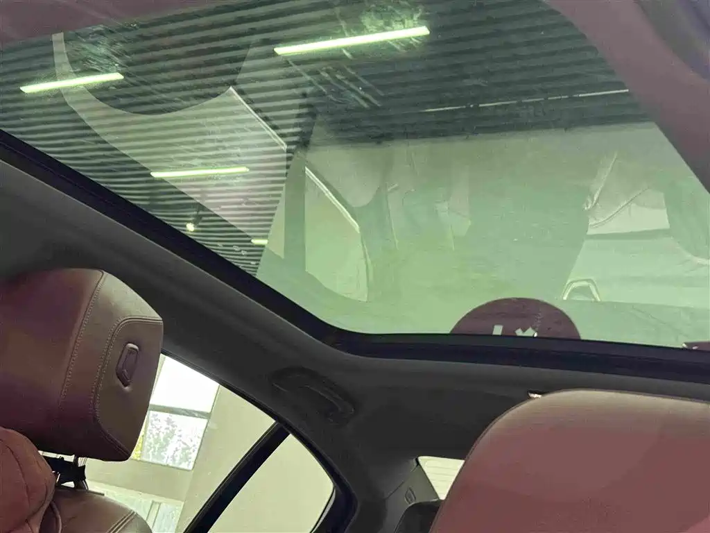 BMW 5 Series — миниатюра 29