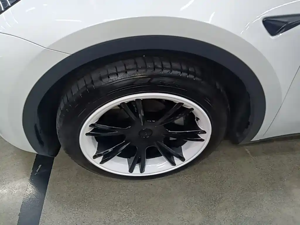 Tesla Model Y — фотографии объявления, Фото 23