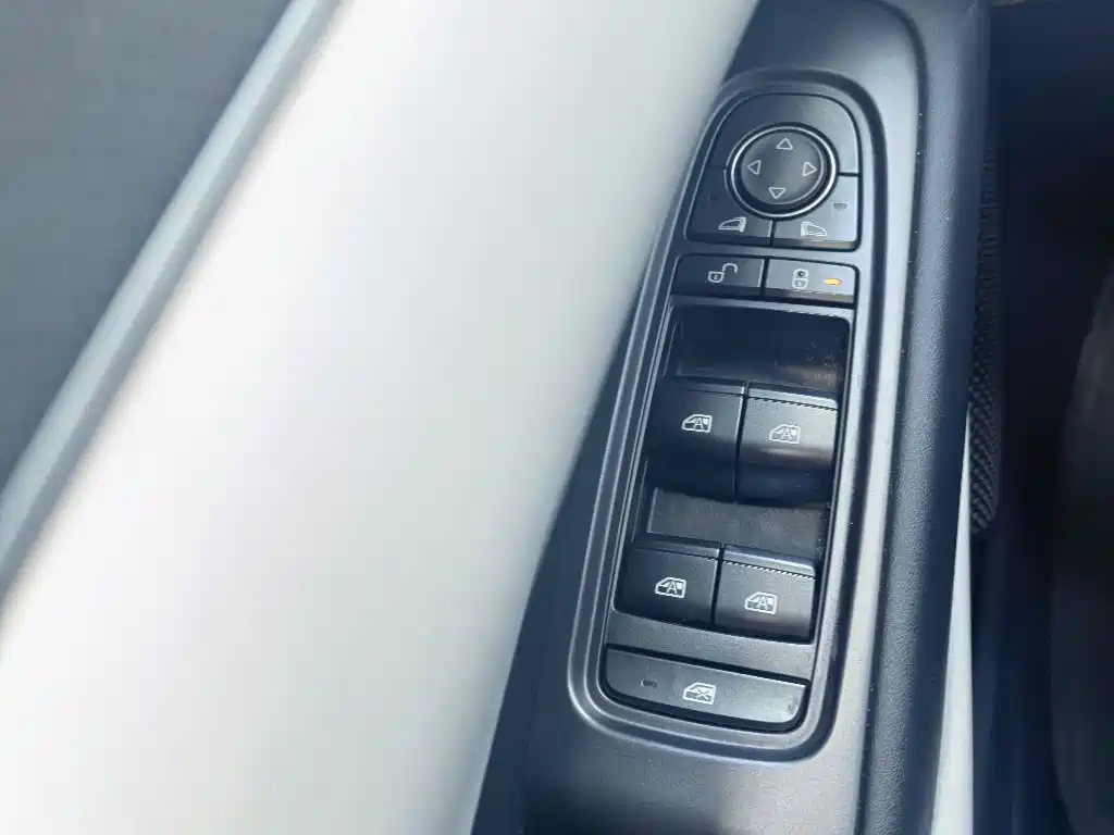BYD Seal 06 06 2024 DM-i 80KM Luxury
