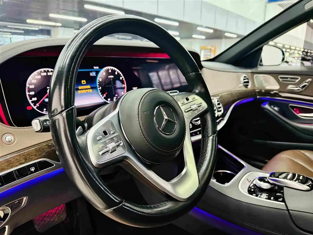 Mercedes-Benz S-Class — миниатюра 13