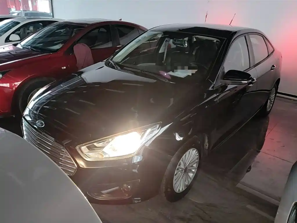 Ford Escort 2016