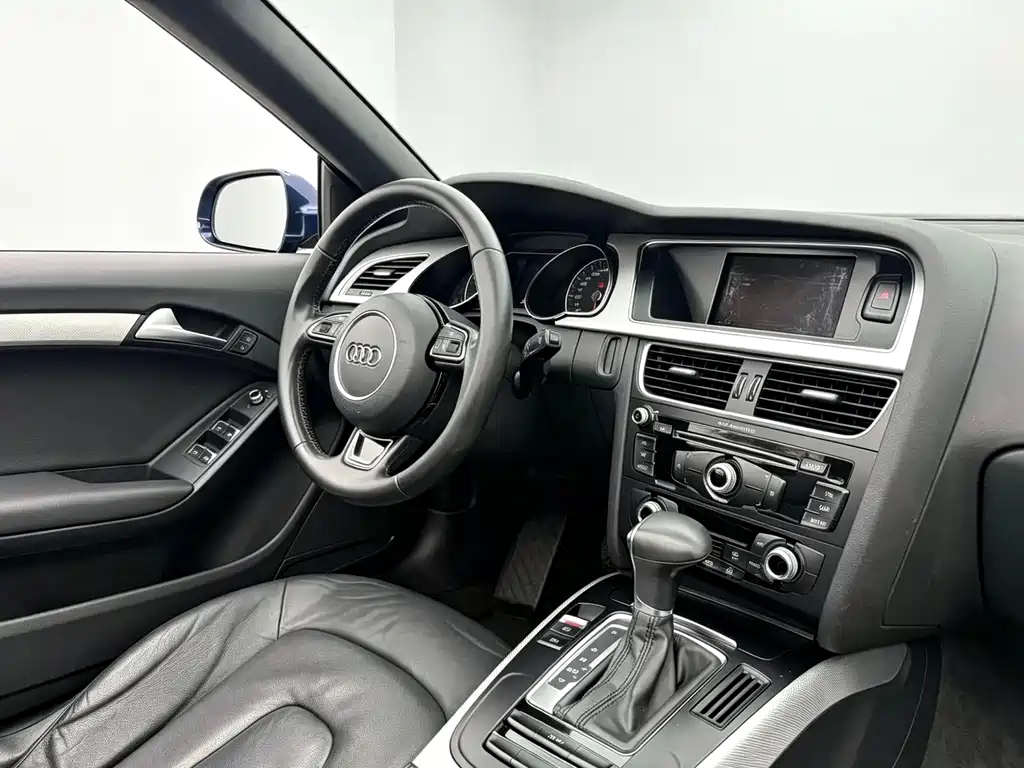 Audi A5 (Import) — миниатюра 8