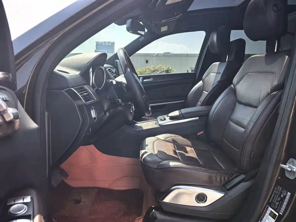 Mercedes-Benz GL-Class — миниатюра 8
