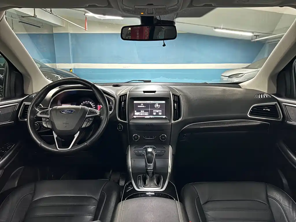 Ford Edge — миниатюра 10