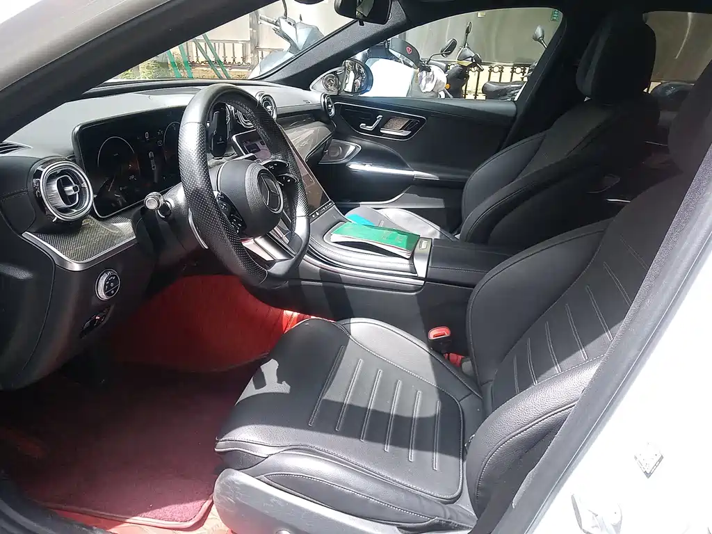 Mercedes-Benz C-Class — миниатюра 13