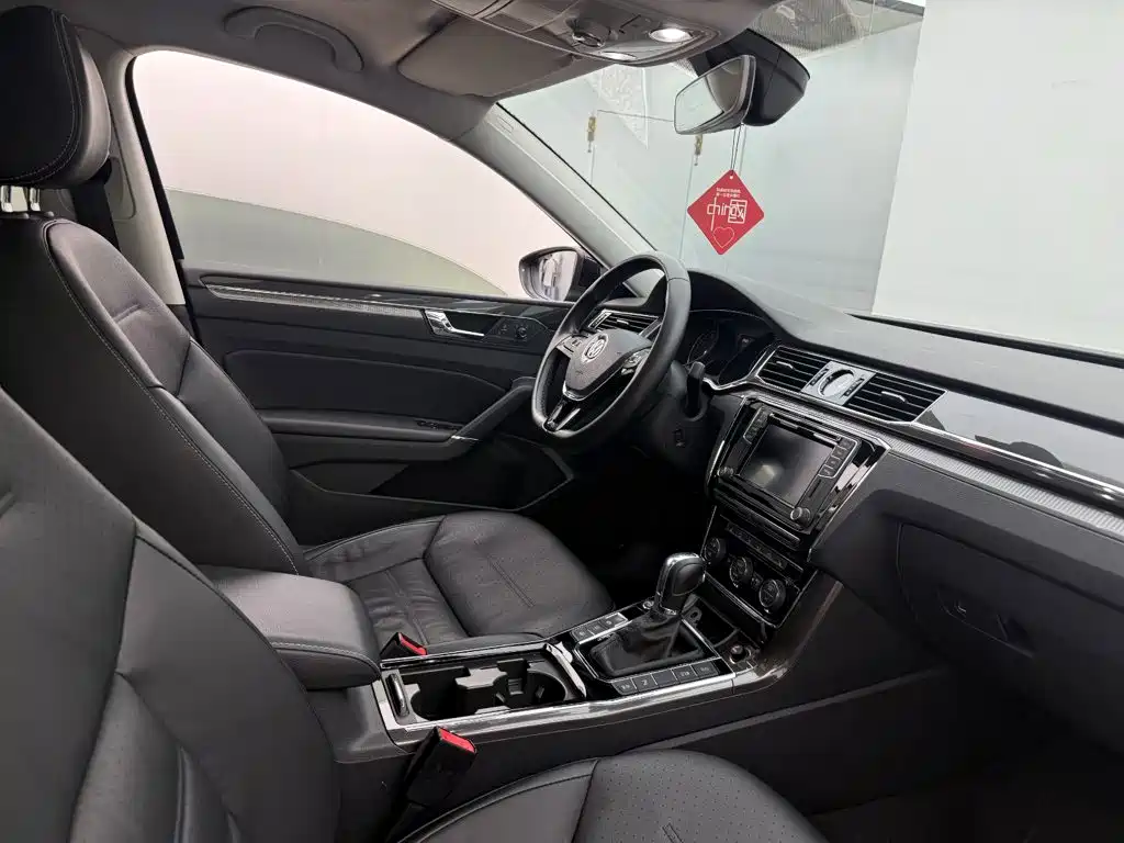 Volkswagen Passat — миниатюра 16