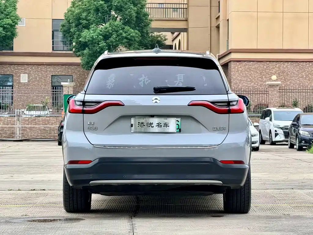 NIO ES8 — миниатюра 6
