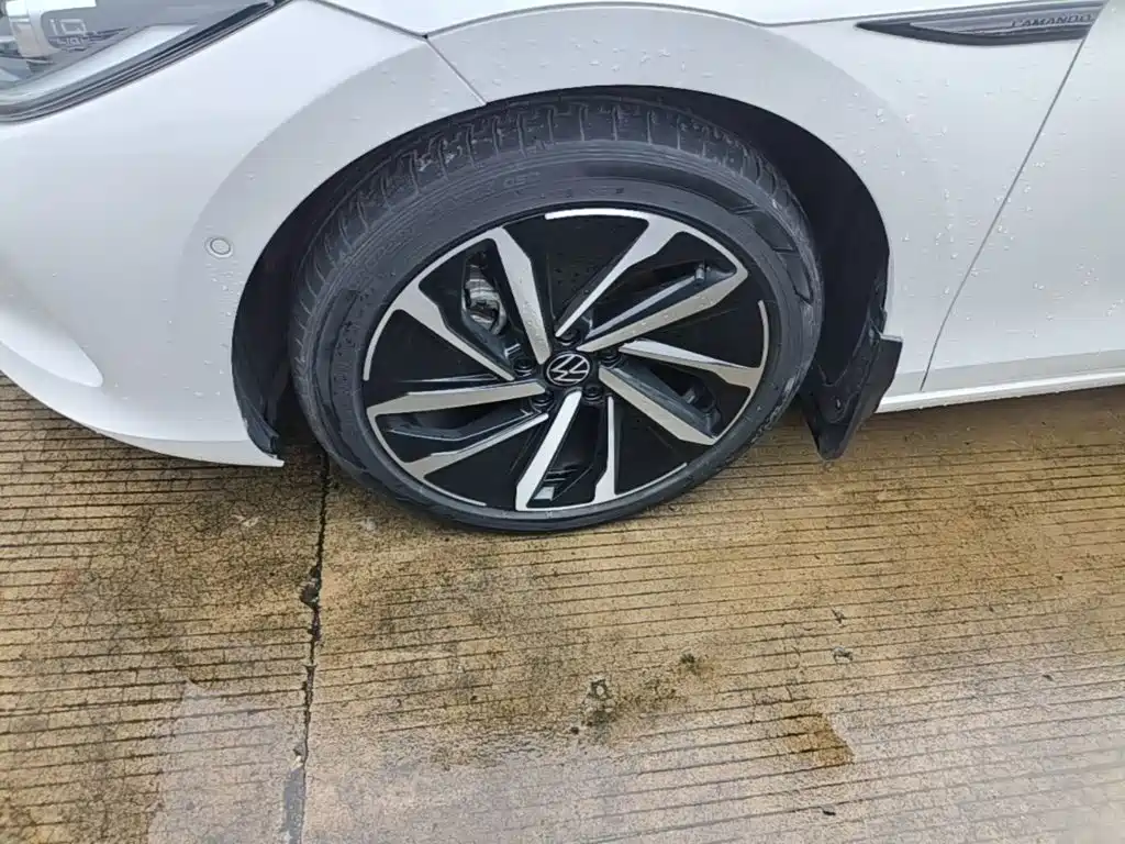 Volkswagen Lamando — миниатюра 23