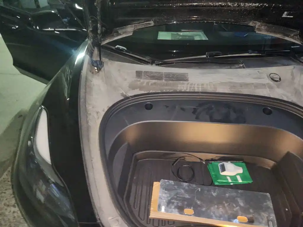 Tesla Model 3 — миниатюра 20