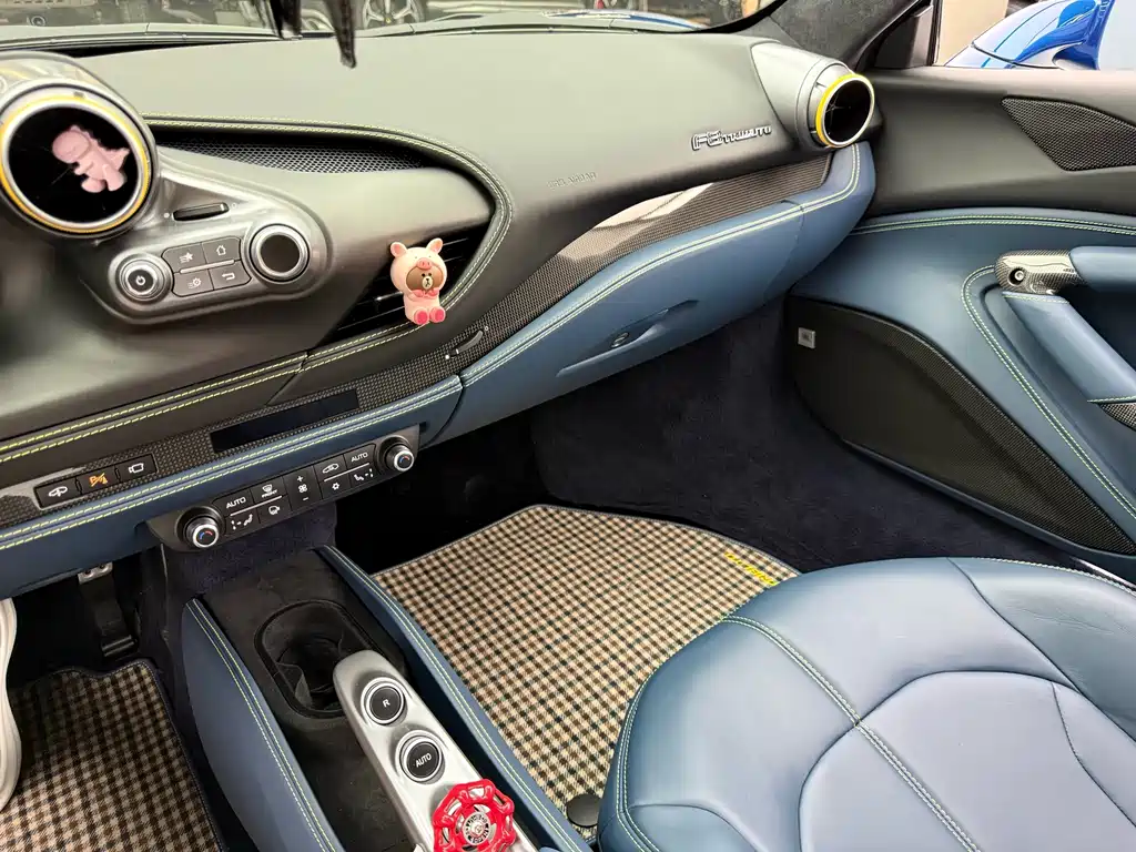 Ferrari F8 Tributo 3.9T V8, фото 7