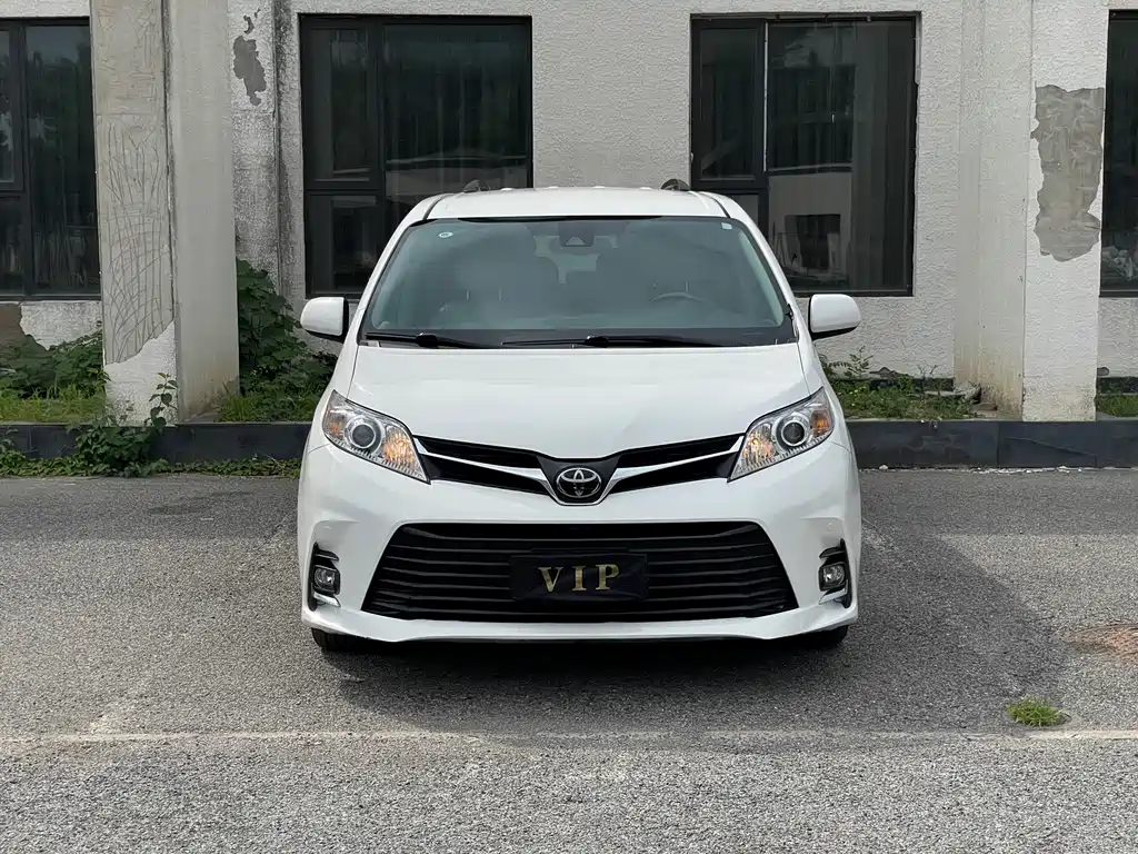 Toyota Sienna 2015 3.5L L