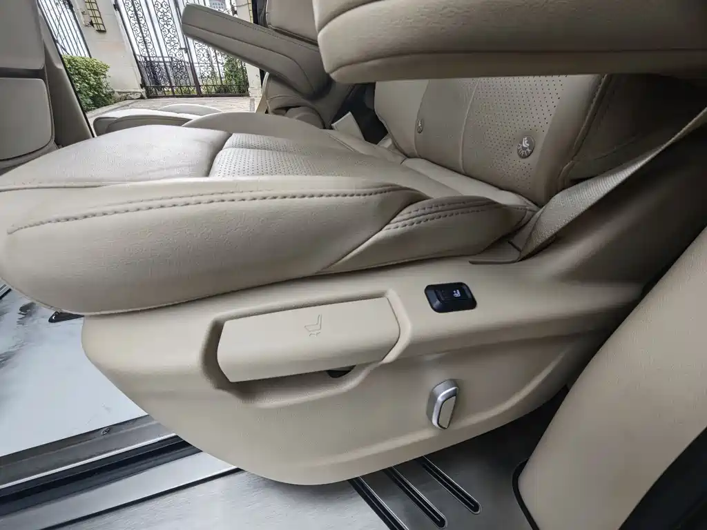 Buick GL8 2023 ES Premium
