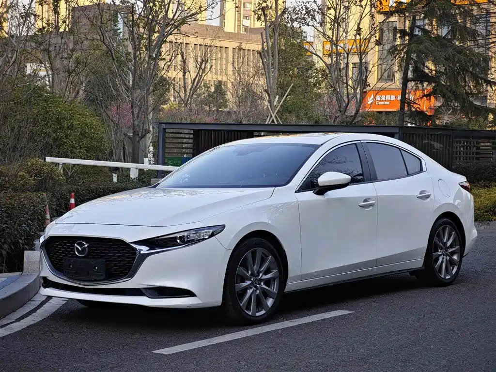 MAZDA 3 ANGKESAILA