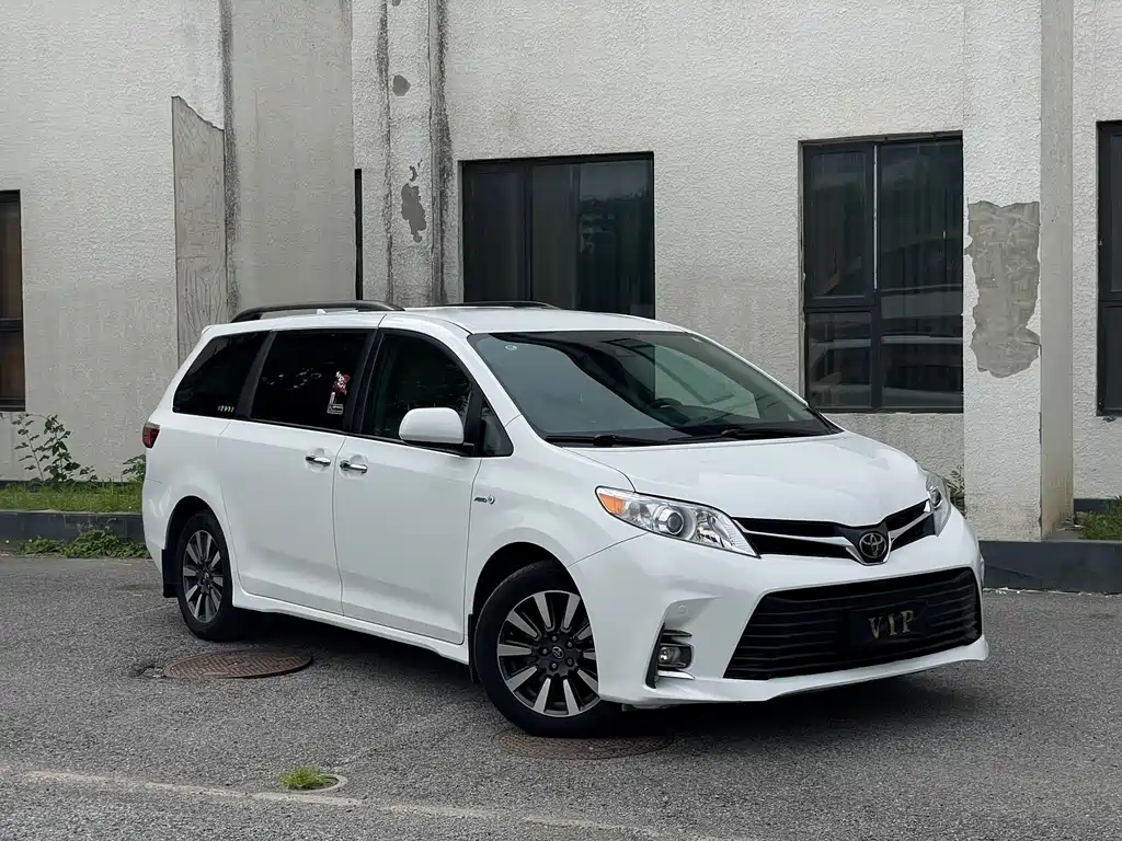 Toyota Sienna 2015 3.5L L