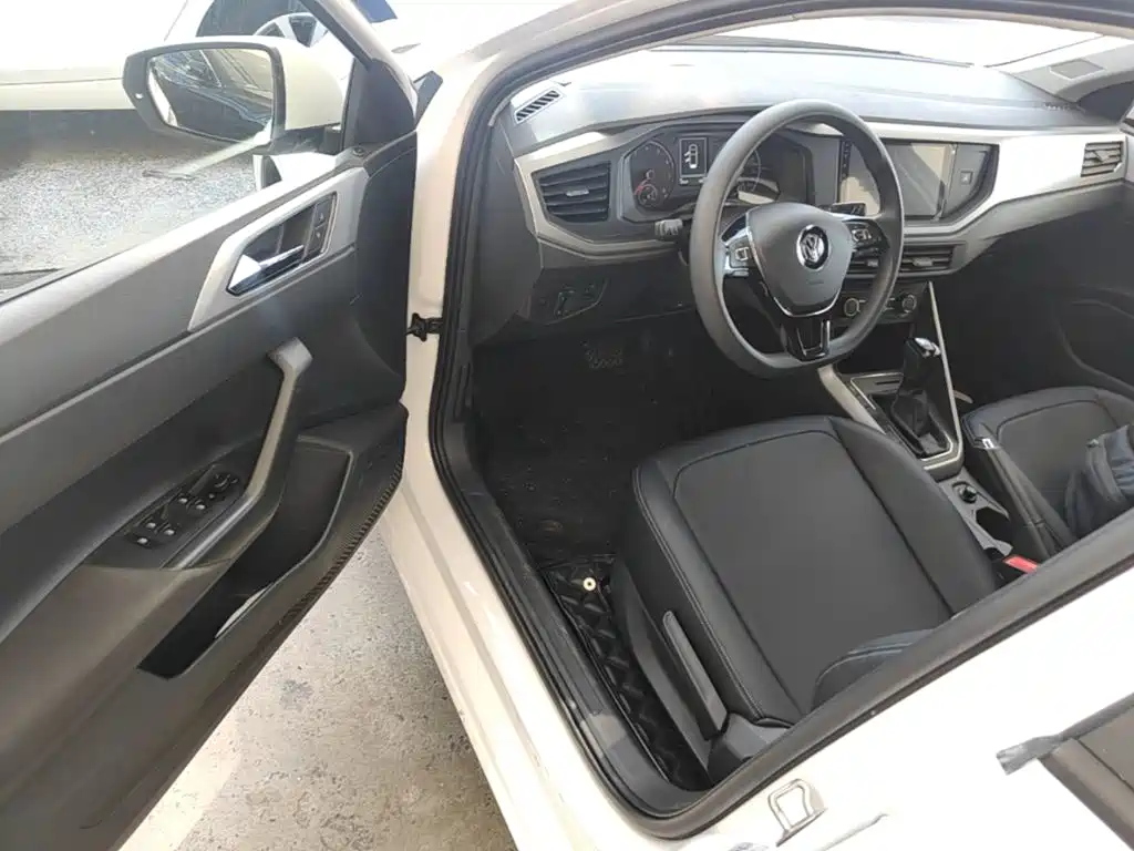 Volkswagen Polo — миниатюра 16