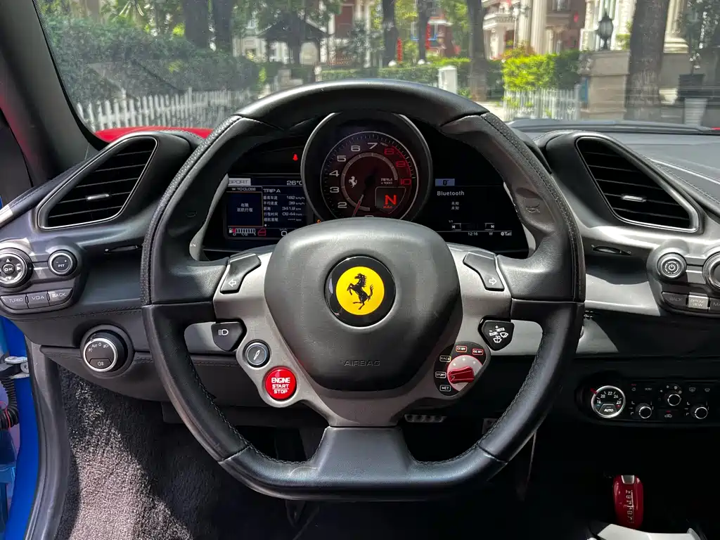 Ferrari 488 — миниатюра 8