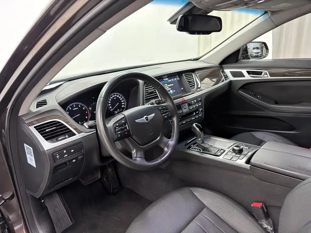 Hyundai Genesis — миниатюра 15