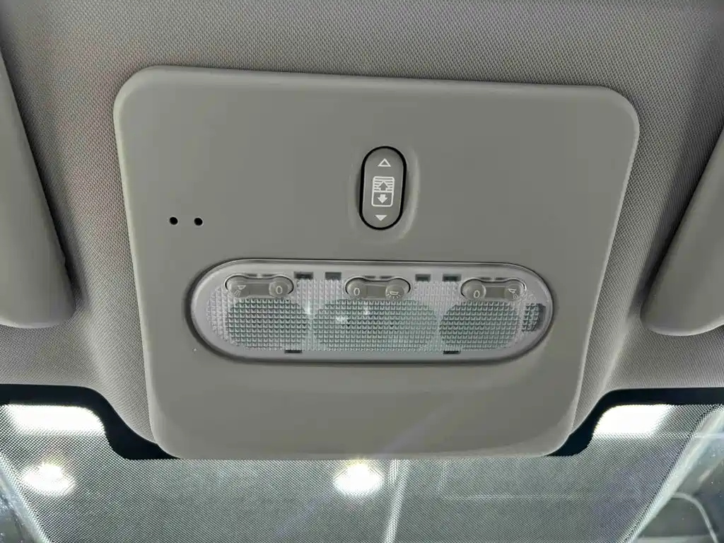 Nissan Qashqai — миниатюра 9