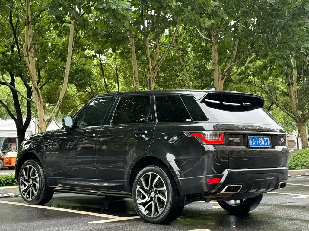 Land Rover Range Rover Sport 2019 3.0 L6 HSE DYNAMIC