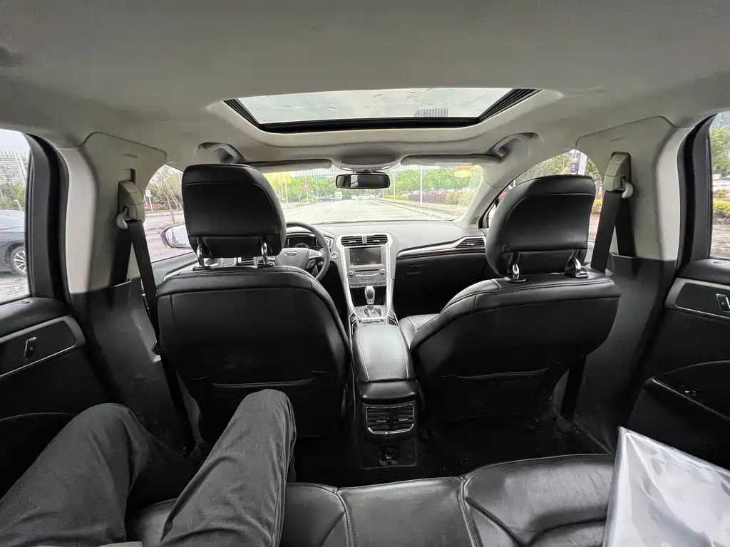 Ford Mondeo 2013 2.0L GTDi240 Luxury Sport