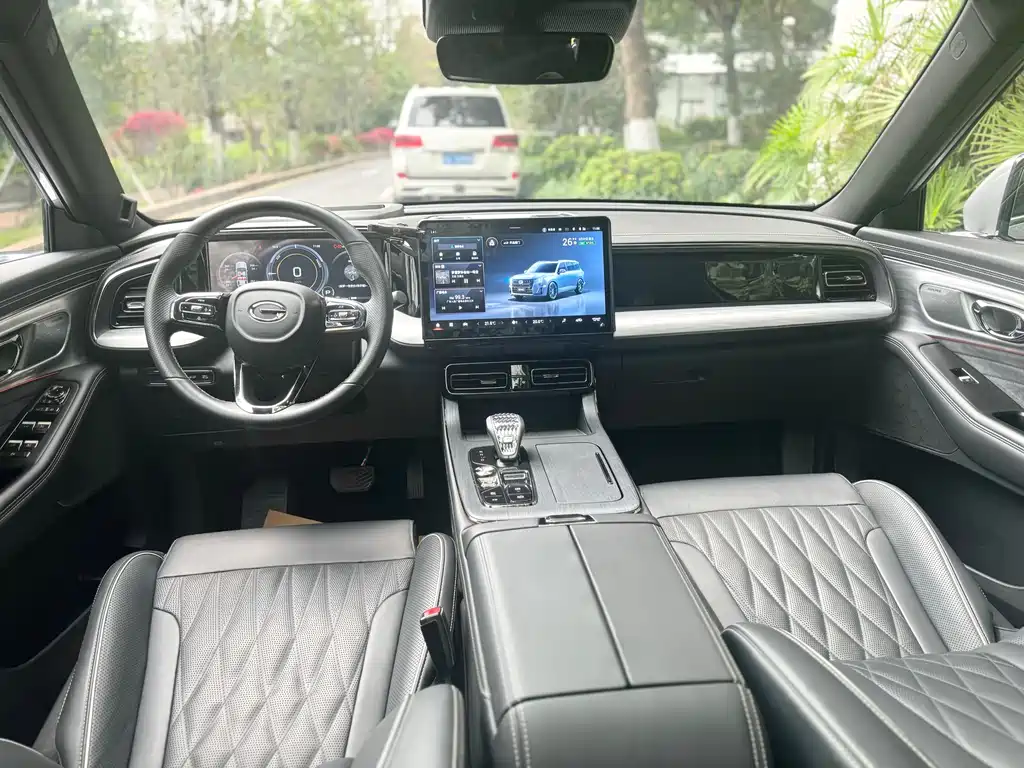 GAC GS8 2022 2.0TM Luxury ( мест)