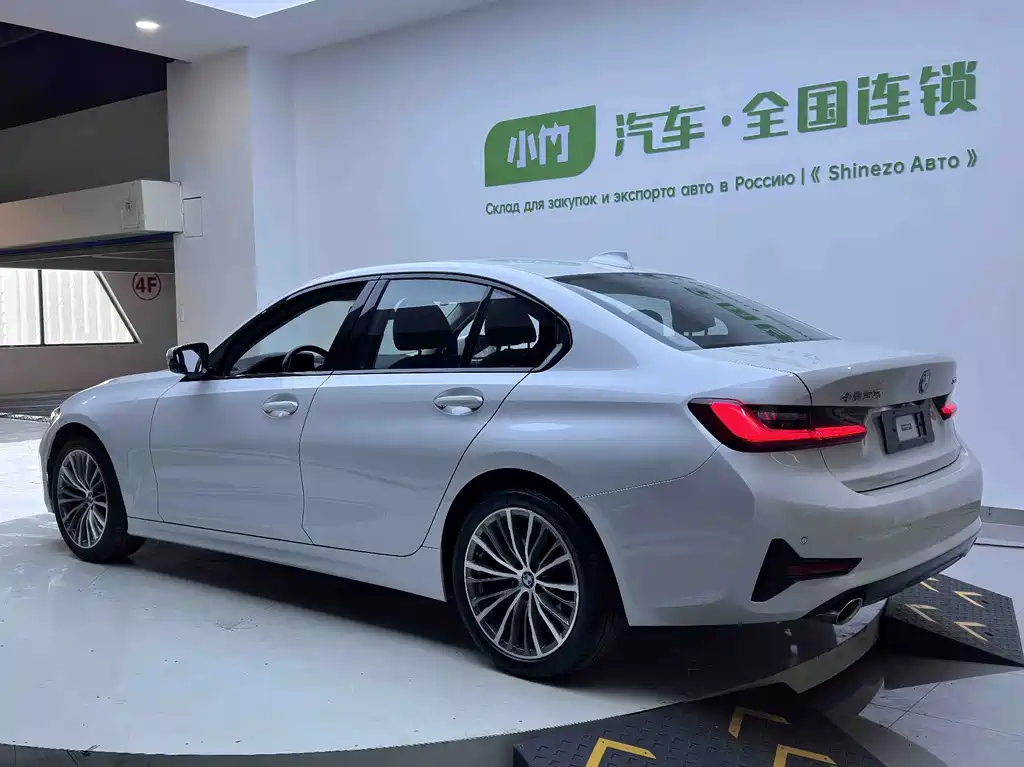 BMW 3 Series — миниатюра 4