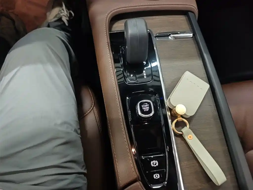Volvo V90 — миниатюра 14
