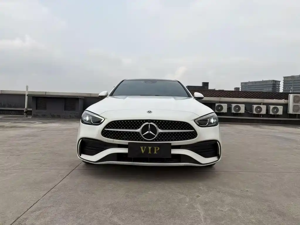 Mercedes-Benz C-Class — миниатюра 2