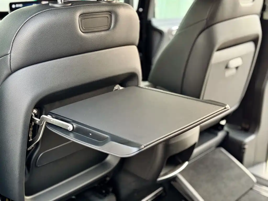 Mercedes-Benz V-Class — миниатюра 18